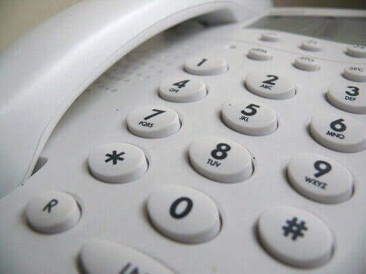 白い電話機