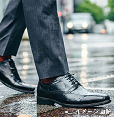 雨対応したビジネスシューズ